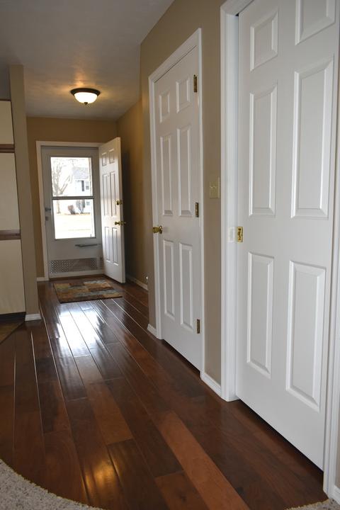 697 E 2nd St, El Paso, IL 61738 photo 3