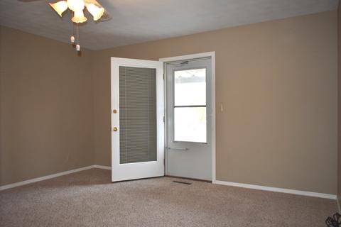 697 E 2nd St, El Paso, IL 61738 photo 21