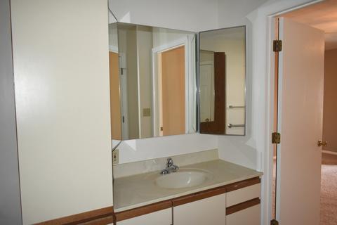 697 E 2nd St, El Paso, IL 61738 photo 16
