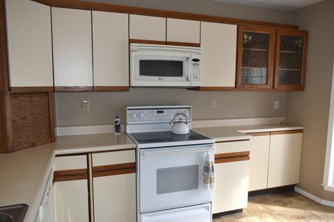 697 E 2nd St, El Paso, IL 61738 photo 6