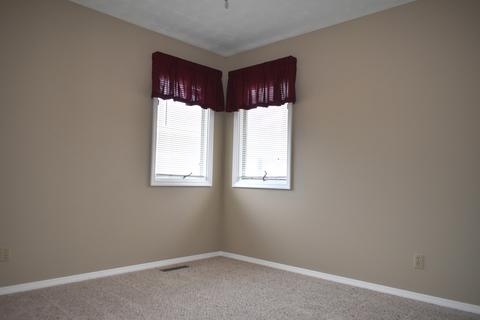 697 E 2nd St, El Paso, IL 61738 photo 14