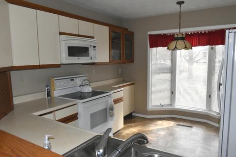 697 E 2nd St, El Paso, IL 61738 photo 5