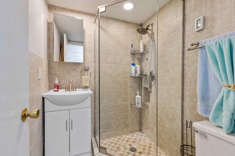367 Cedar Ct, Carol Stream, IL 60188 photo 13