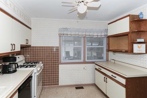 150 N Westgate Rd, Des Plaines, IL 60016 photo 8