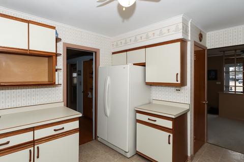 150 N Westgate Rd, Des Plaines, IL 60016 photo 7
