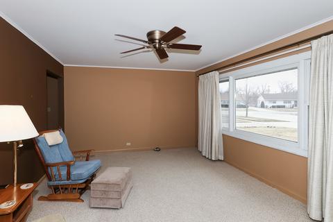 150 N Westgate Rd, Des Plaines, IL 60016 photo 3