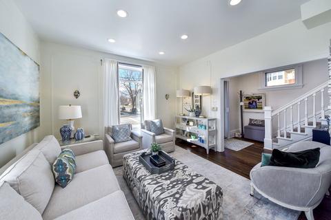 129 N West St, Wheaton, IL 60187 photo 4