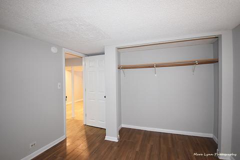 102 S Gables Blvd, Wheaton, IL 60187 photo 16