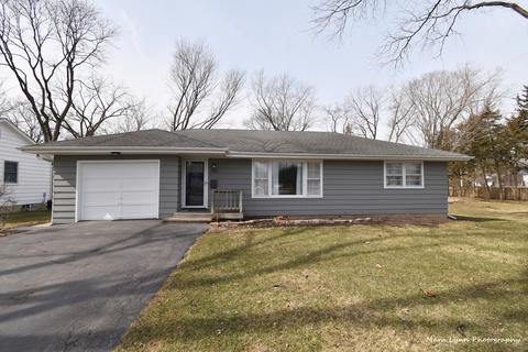 102 S Gables Blvd, Wheaton, IL 60187 photo 1
