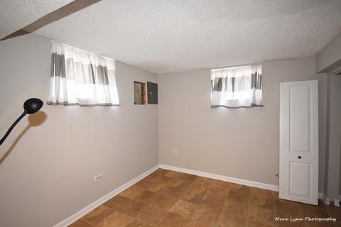 102 S Gables Blvd, Wheaton, IL 60187 photo 17