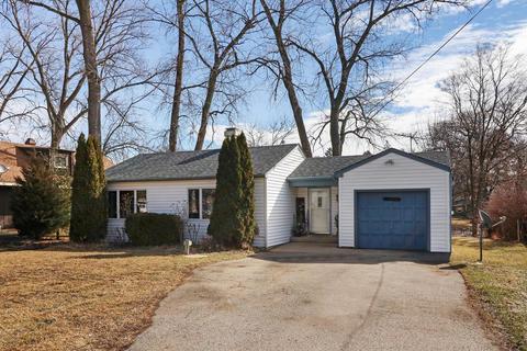 5306 N Circle Dr, Mchenry, IL 60050 photo 2