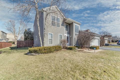 2040 Westridge Blvd, Bartlett, IL 60103 photo 2