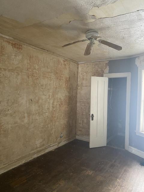 6830 S Michigan Ave, Chicago, IL 60637 photo 2
