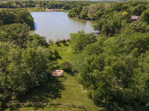 799 Kickapoo Dr, Danvers, IL 61732 photo 3