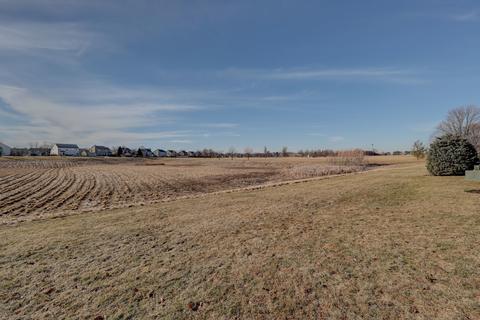240 Dallas Dr, Bartlett, IL 60103 photo 35