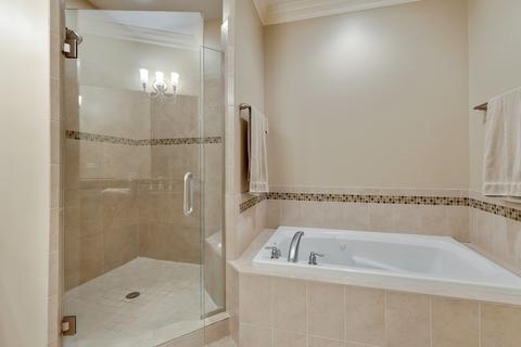 1821 Rizzi Ln, Bartlett, IL 60103 photo 12