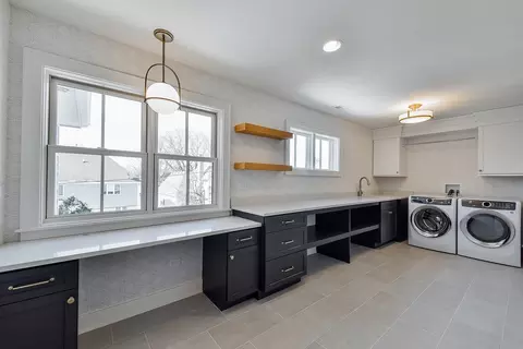 516 N Gary Ave, Wheaton, IL 60187 photo 7