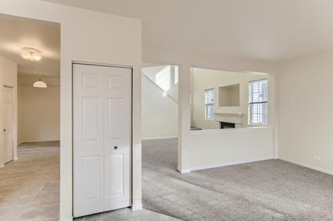 2231 Reflections Dr, Aurora, IL 60502 photo 3