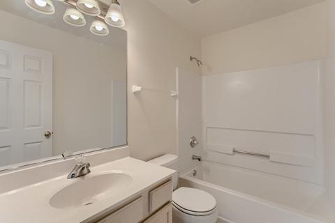 2231 Reflections Dr, Aurora, IL 60502 photo 19