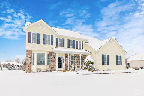 607 Silver Glen Rd, Mchenry, IL 60050 photo 1