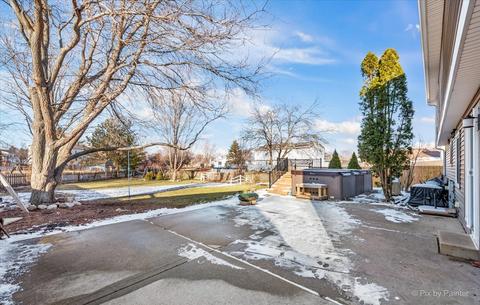 1400 Red Coach Ln, Algonquin, IL 60102 photo 5