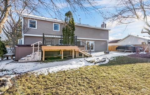 1400 Red Coach Ln, Algonquin, IL 60102 photo 2
