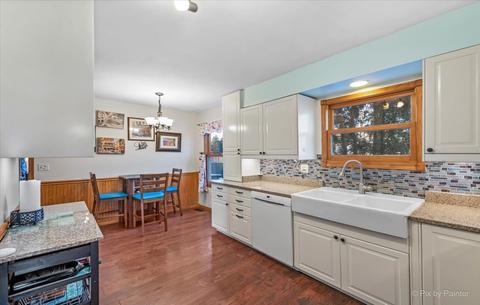 1400 Red Coach Ln, Algonquin, IL 60102 photo 6