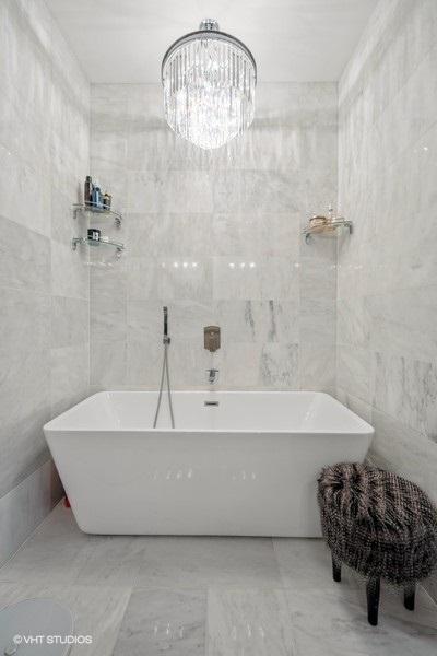 512 E 45th St, Chicago, IL 60653 photo 13