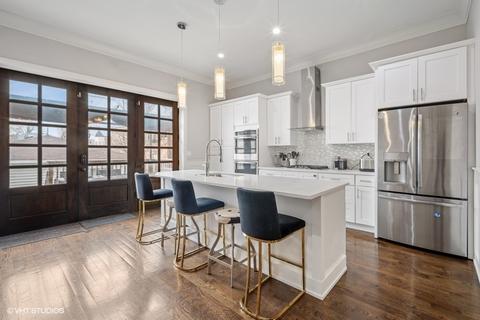 512 E 45th St, Chicago, IL 60653 photo 7