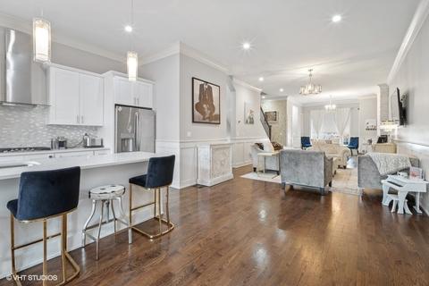 512 E 45th St, Chicago, IL 60653 photo 6