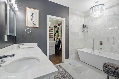 512 E 45th St, Chicago, IL 60653 photo 11