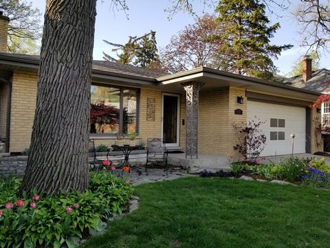 400 Kent Rd, Riverside, IL 60546 photo 1