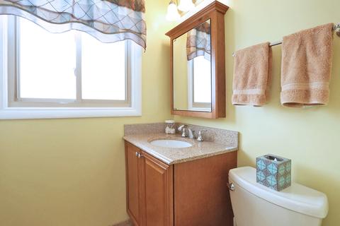 640 Edgemont Ln, Hoffman Estates, IL 60169 photo 13