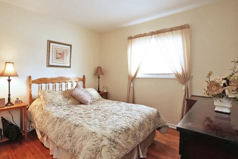 640 Edgemont Ln, Hoffman Estates, IL 60169 photo 16