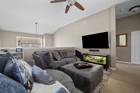 2445 Stonegate Rd, Algonquin, IL 60102 photo 16