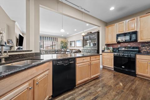 2445 Stonegate Rd, Algonquin, IL 60102 photo 12