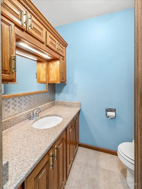 116 E Sunset Pl, Dekalb, IL 60115 photo 18