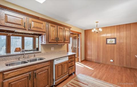 116 E Sunset Pl, Dekalb, IL 60115 photo 7