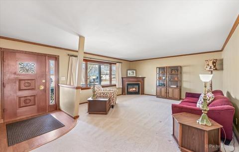 116 E Sunset Pl, Dekalb, IL 60115 photo 3