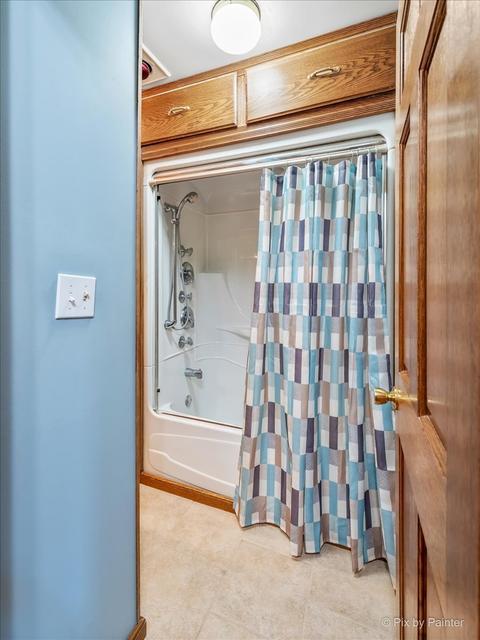 116 E Sunset Pl, Dekalb, IL 60115 photo 17