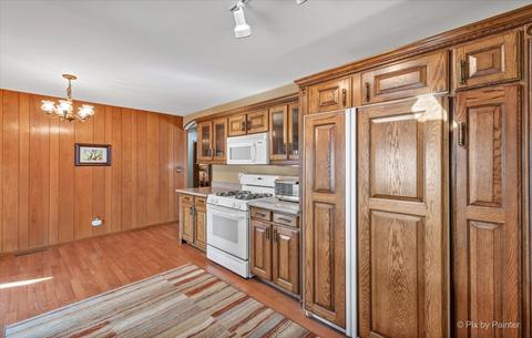 116 E Sunset Pl, Dekalb, IL 60115 photo 6