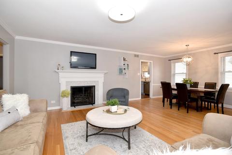 444 E May St, Elmhurst, IL 60126 photo 6