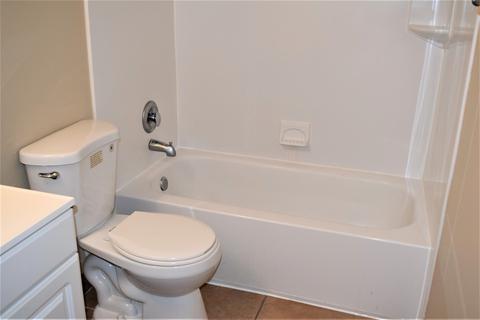5600 Astor Ln #311, Rolling Meadows, IL 60008 photo 13