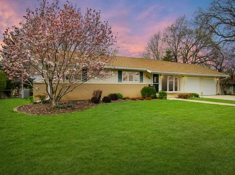 330 Flagstaff Ln, Hoffman Estates, IL 60169 photo 1