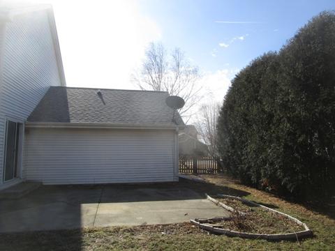 3318 Chestnut Dr, Mchenry, IL 60051 photo 18