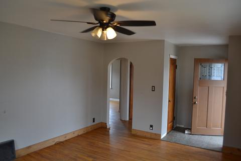 716 E Jefferson St, Morris, IL 60450 photo 5
