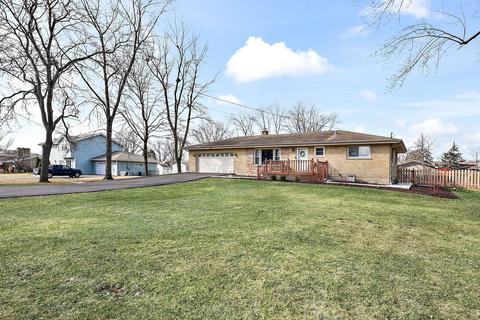 7602 Brookbank Rd, Willowbrook, IL 60527 photo 3