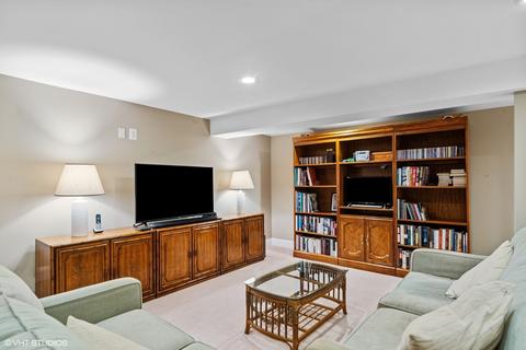 15 Kane Ct, Willowbrook, IL 60527 photo 15