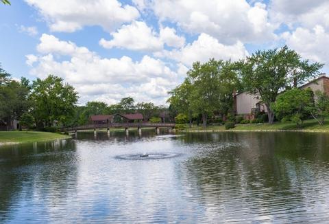 15 Kane Ct, Willowbrook, IL 60527 photo 21