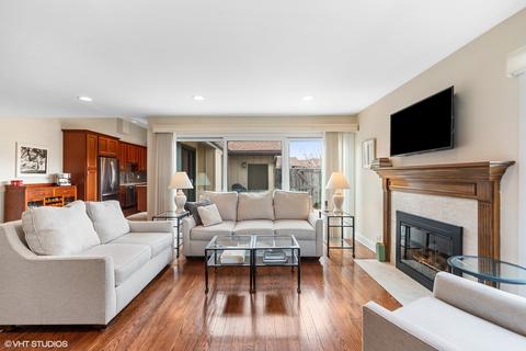 15 Kane Ct, Willowbrook, IL 60527 photo 5